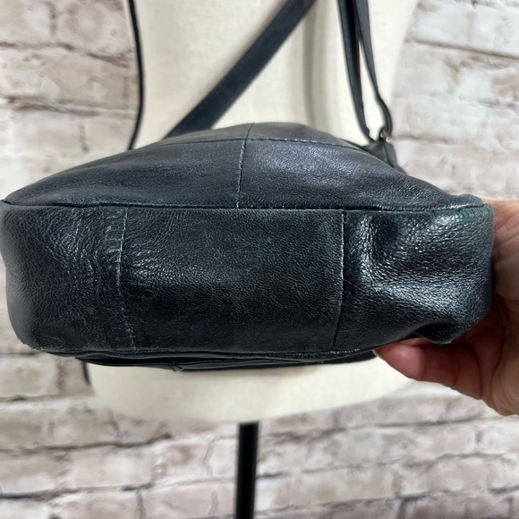 Gold Coral Black Leather Crossbody Organizer Hipster Bag 6x8x3 - Picture 5 of 10